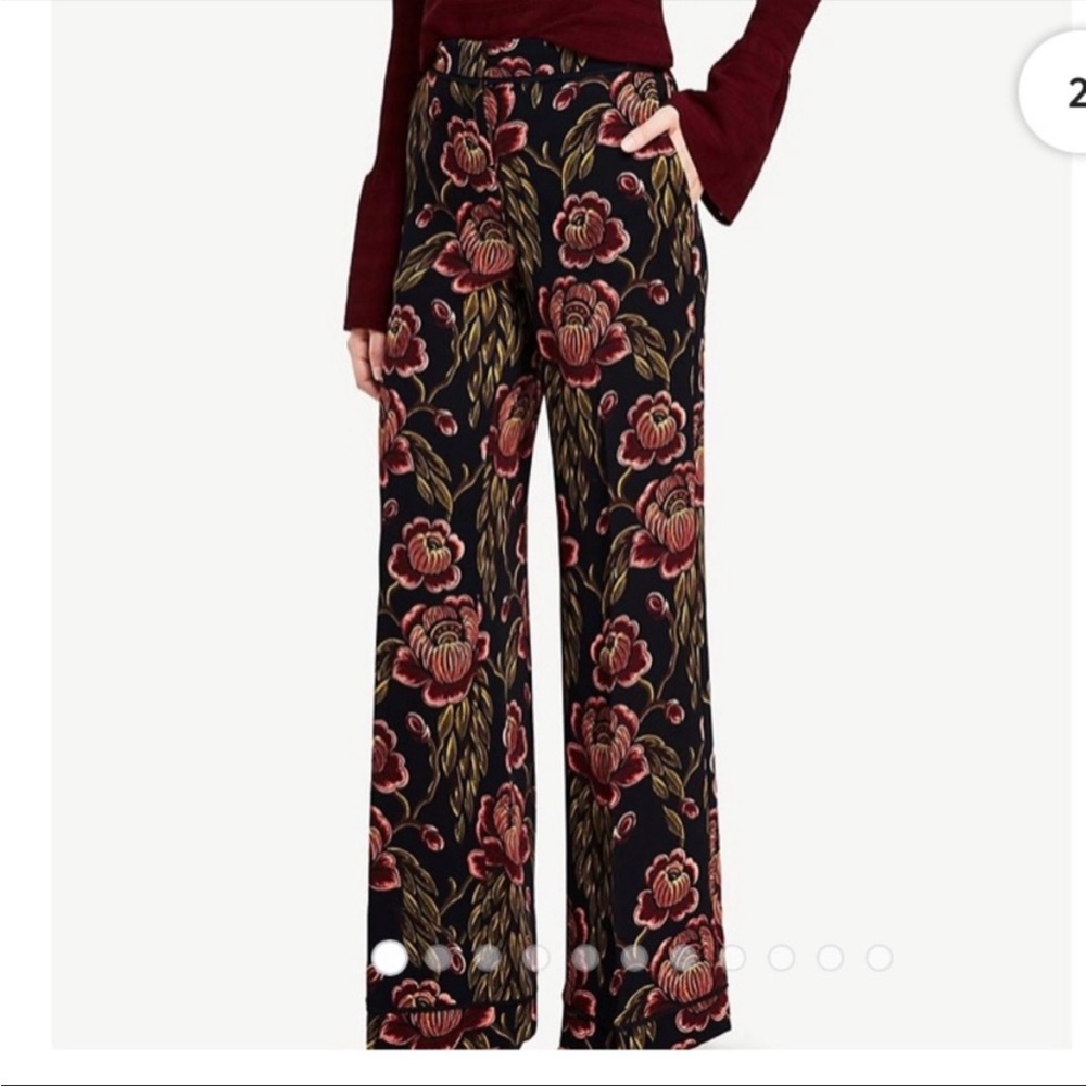 Ann Taylor black red peony wide leg trousers